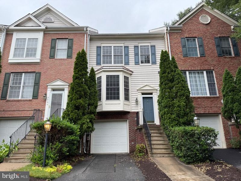 7602 Audubon Meadow Way, Alexandria, VA 22306