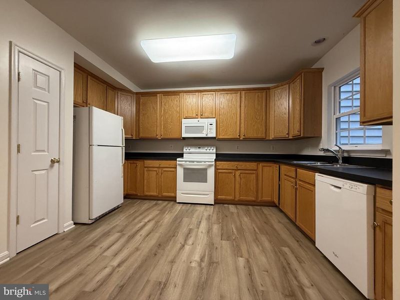 7602 Audubon Meadow Way, Alexandria, VA 22306