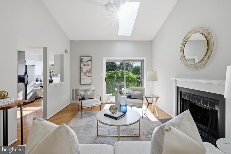 7755 New Providence Dr #55, Falls Church, VA 22042