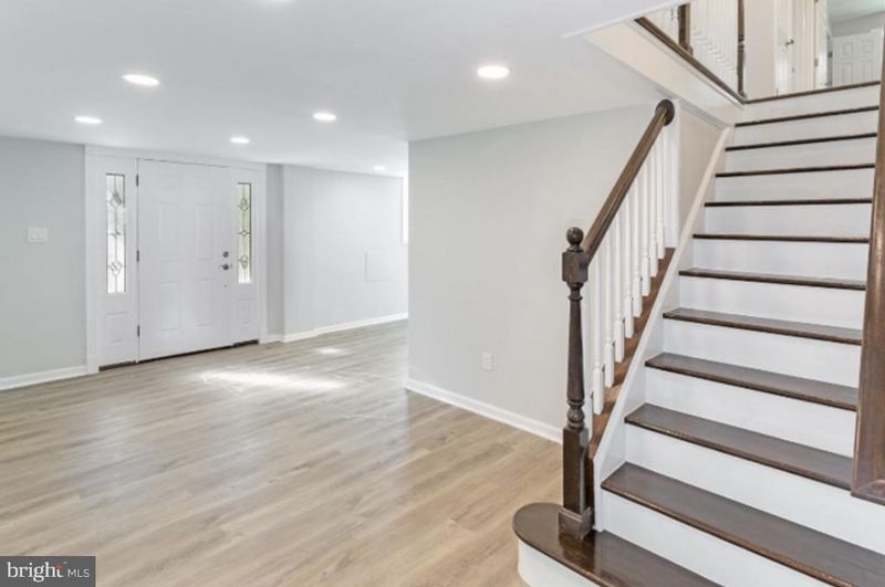 3825 Larchwood Rd, Falls Church, VA 22041