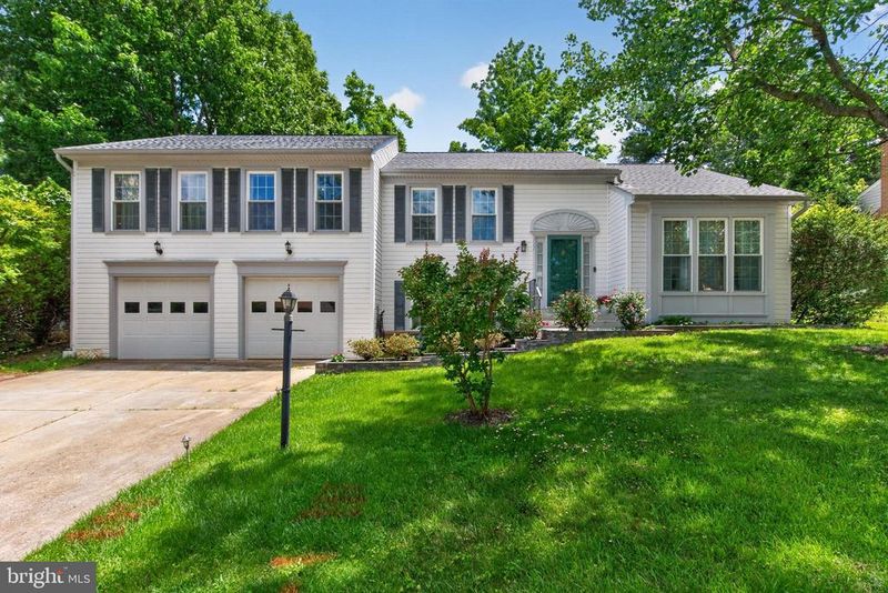 111 Environs Rd, Sterling, VA 20165