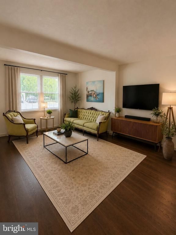 6830 Montivideo Square Ct, Falls Church, VA 22043