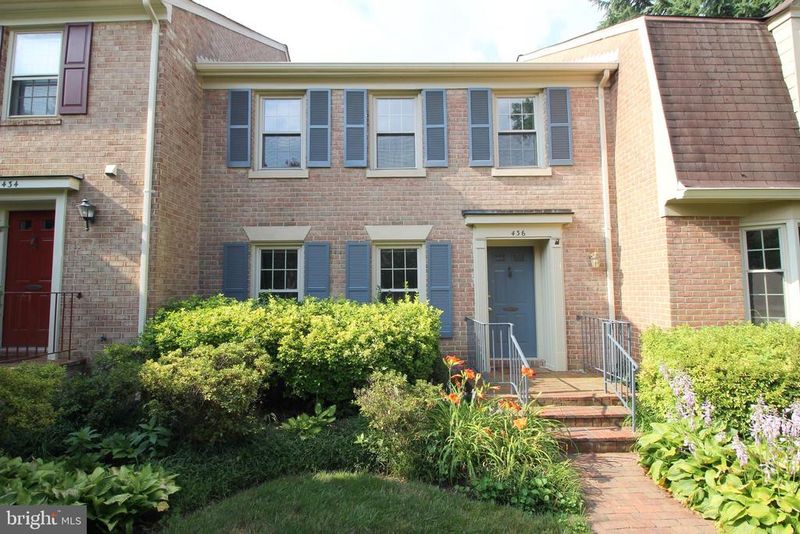 436 N Park Dr, Arlington, VA 22203