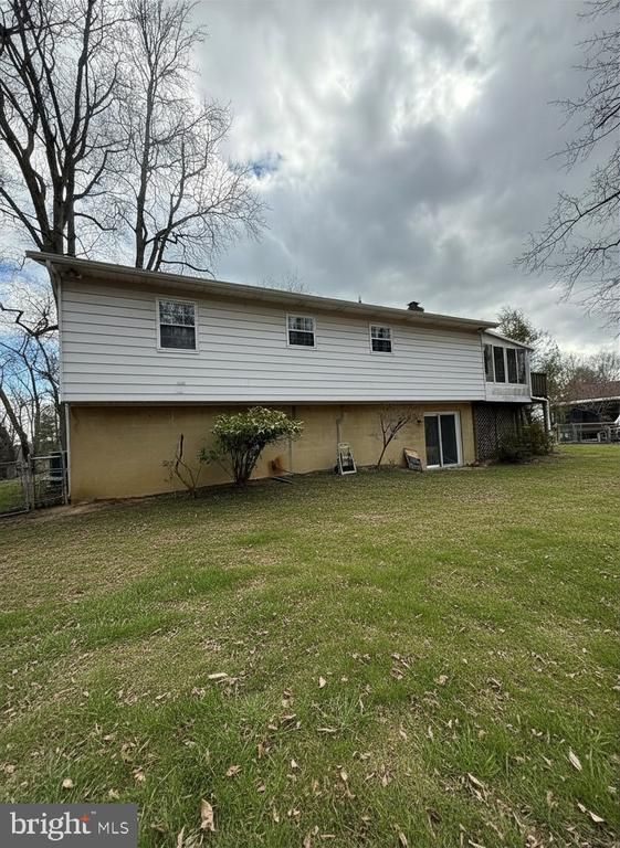 1354 Moyer Rd, Annapolis, MD 21403