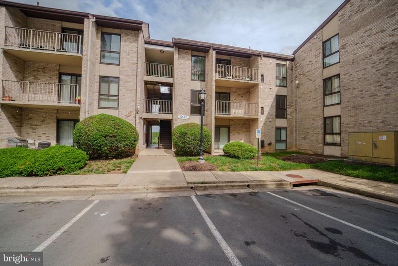 6147 Edsall Rd #N, Alexandria, VA 22304