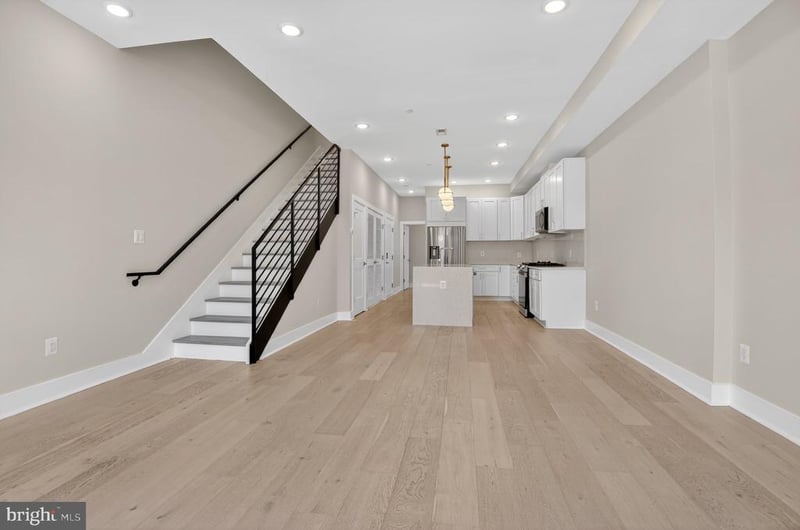 217 20th St NE #2, Washington, DC 20002