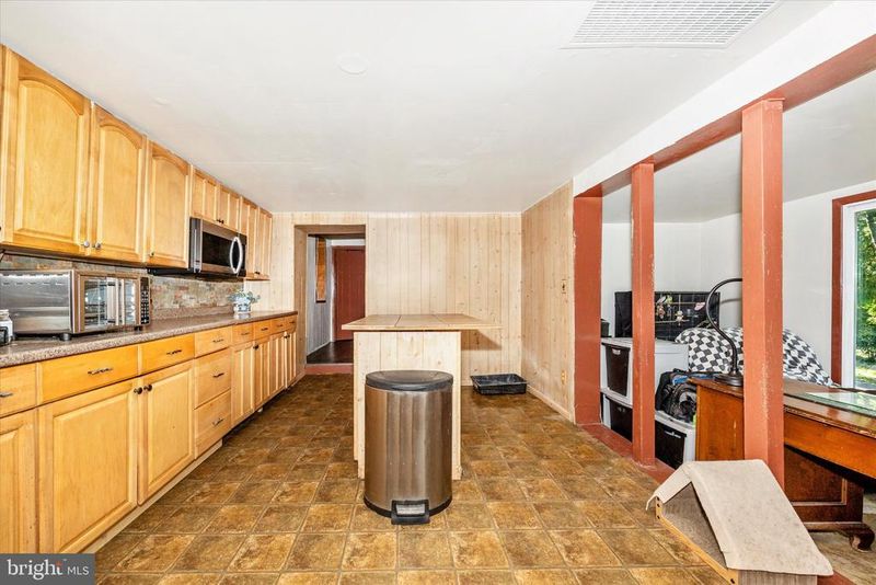14721 Albert Staub Rd, Thurmont, MD 21788