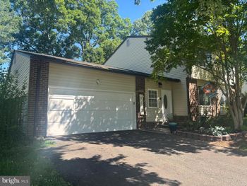 6820 Vantage Dr, Alexandria, VA 22306