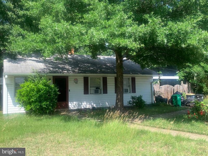 700 Leyte Pl, Oxon Hill, MD 20745