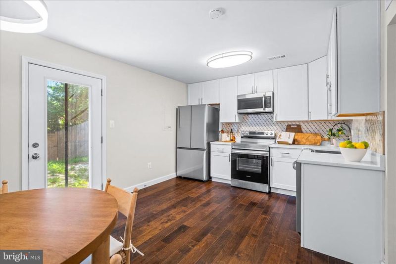 108 W Orndorff Dr, Brunswick, MD 21716