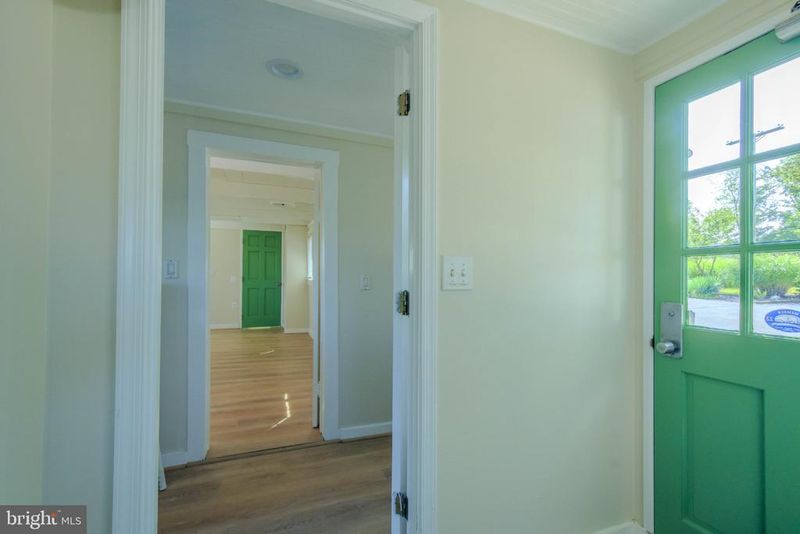 6062 Drum Point Rd, Deale, MD 20751