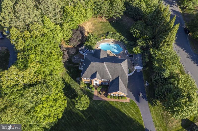 6609 Etherington Ct, Manassas, VA 20112