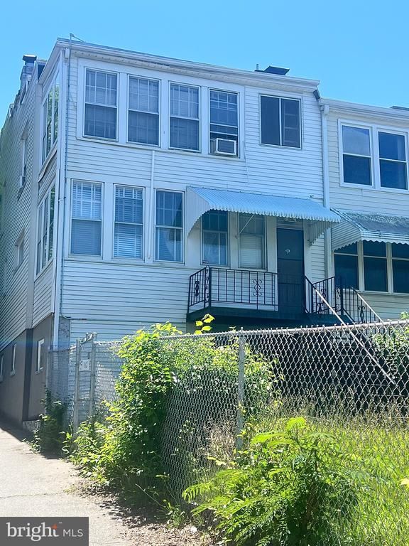 413 Gallatin St NW, Washington, DC 20011