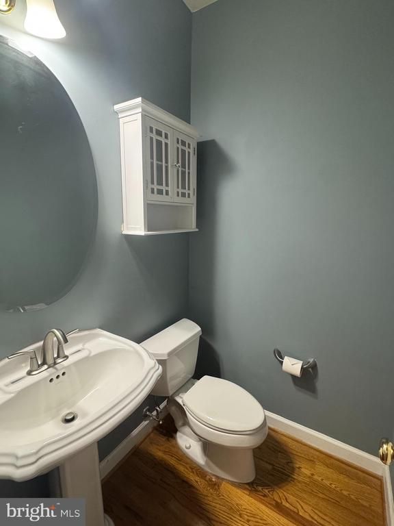 504 N Thomas St, Arlington, VA 22203