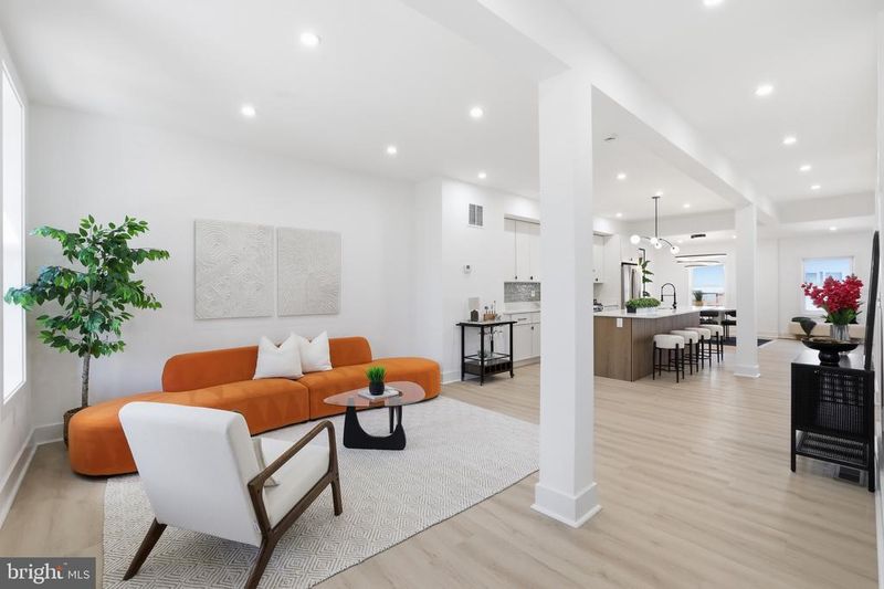 607 Otis Pl NW, Washington, DC 20010