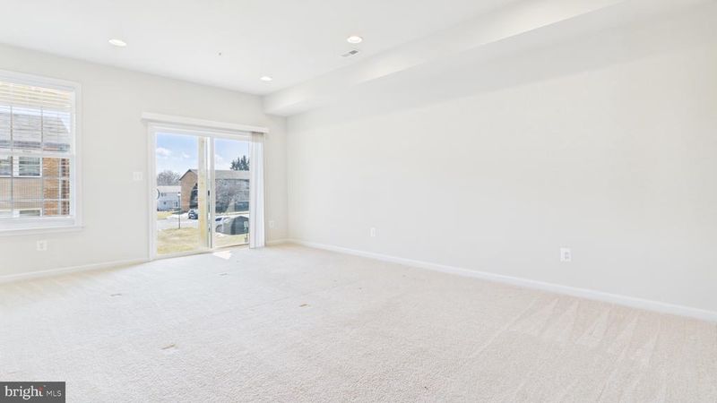 33 Chester Ct, Middletown, MD 21769