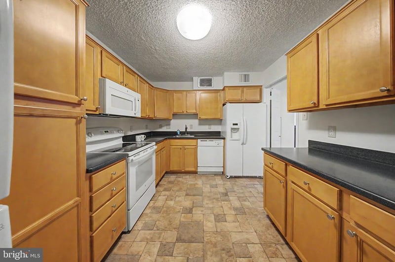 1800 Old Meadow Rd #920, Mclean, VA 22102