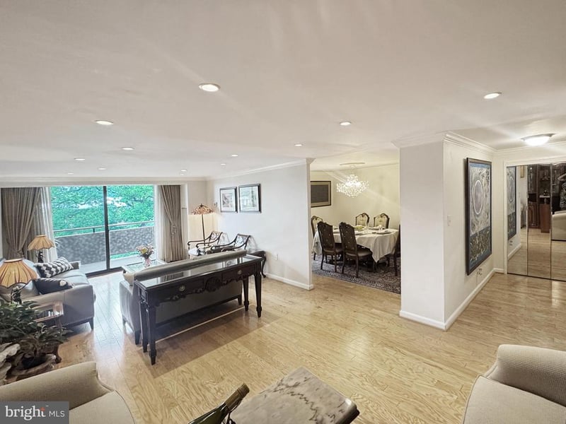 1800 Old Meadow Rd #713, Mclean, VA 22102