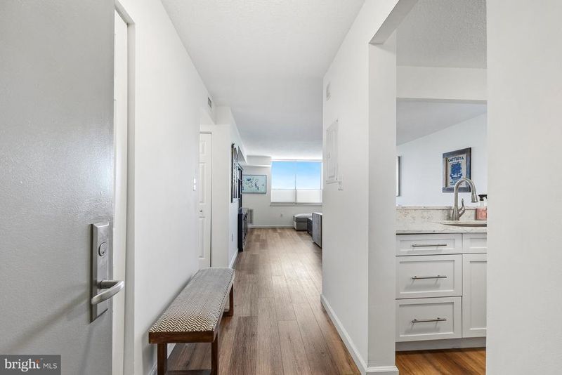 10101 Grosvenor Pl #910, Rockville, MD 20852