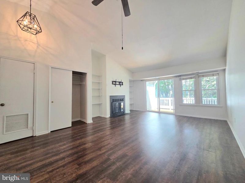 3431 Lakeside View Dr #15-4, Falls Church, VA 22041
