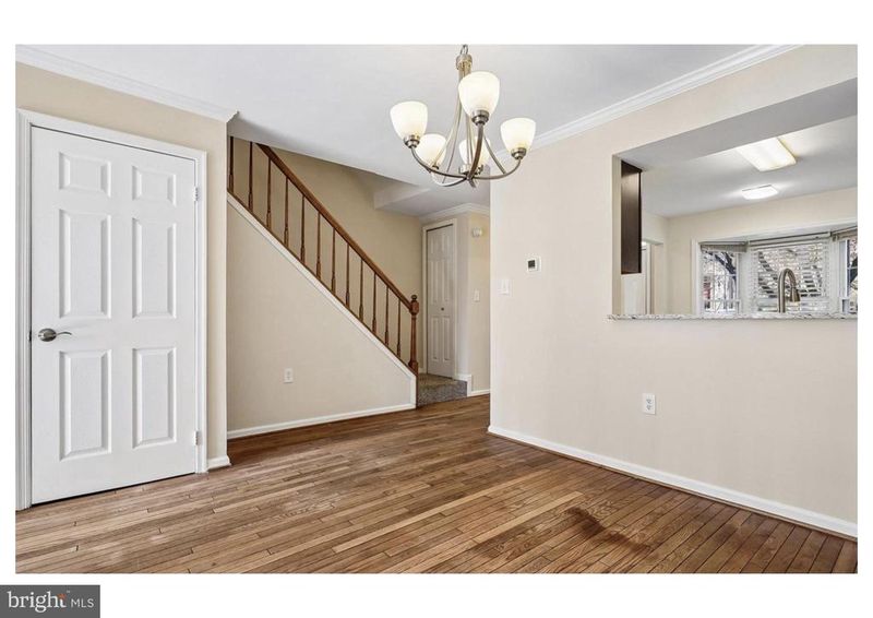 14033 Betsy Ross Ln, Centreville, VA 20121