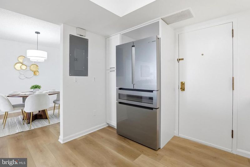 1101 S Arlington Ridge Rd #710, Arlington, VA 22202