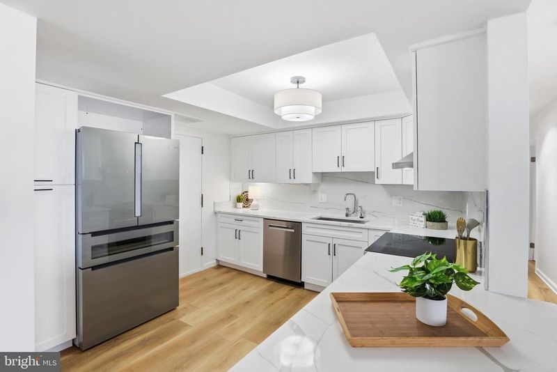 1101 S Arlington Ridge Rd #710, Arlington, VA 22202