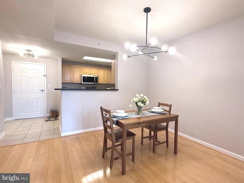 2726 Gallows Rd #510, Vienna, VA 22180