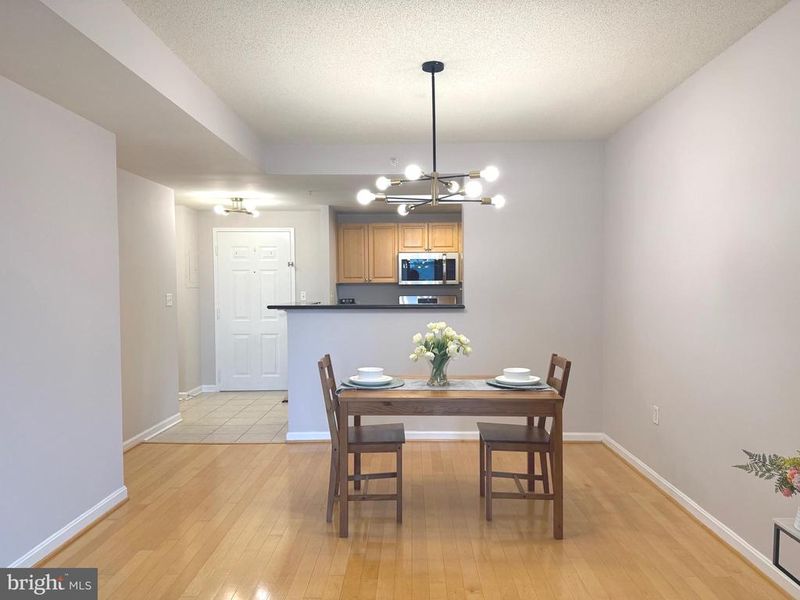 2726 Gallows Rd #510, Vienna, VA 22180