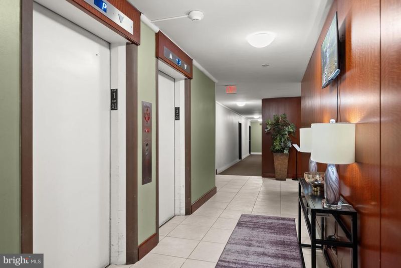 1260 21st St NW #107, Washington, DC 20036