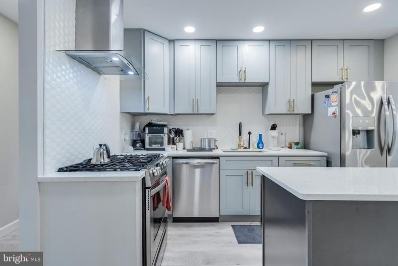 3116 E St SE, Washington, DC 20019