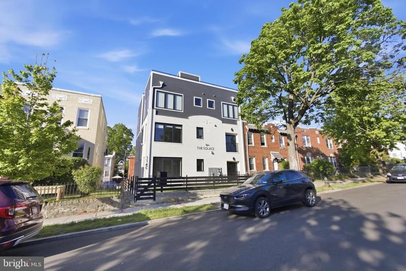 1140 Oates St NE #101, Washington, DC 20002