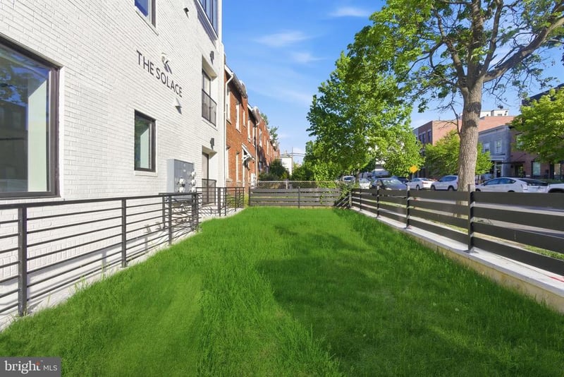 1140 Oates St NE #101, Washington, DC 20002