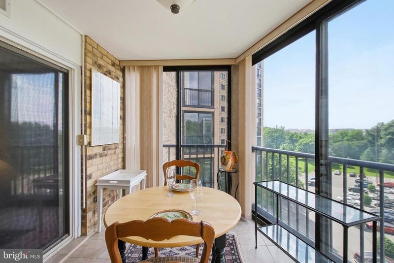 5902 Mount Eagle Dr #703, Alexandria, VA 22303