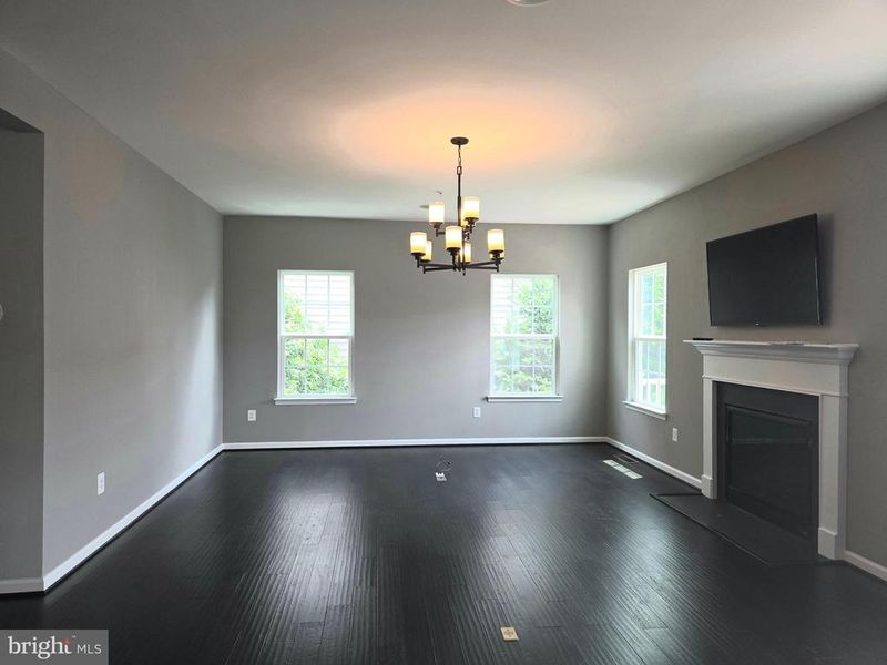 14204 Bentley Park Dr, Laurel, MD 20707