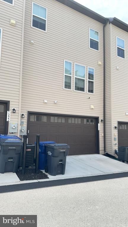 7224 Mountaineer Dr, Alexandria, VA 22306
