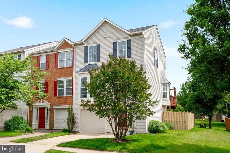 21782 Willesden Junction Ter, Sterling, VA 20166