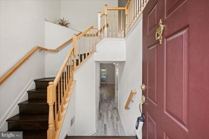 4113 Flower Box Ct, Fairfax, VA 22030