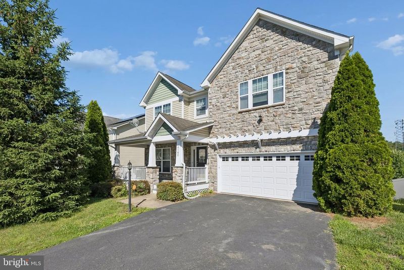 4160 Agency Loop, Triangle, VA 22172