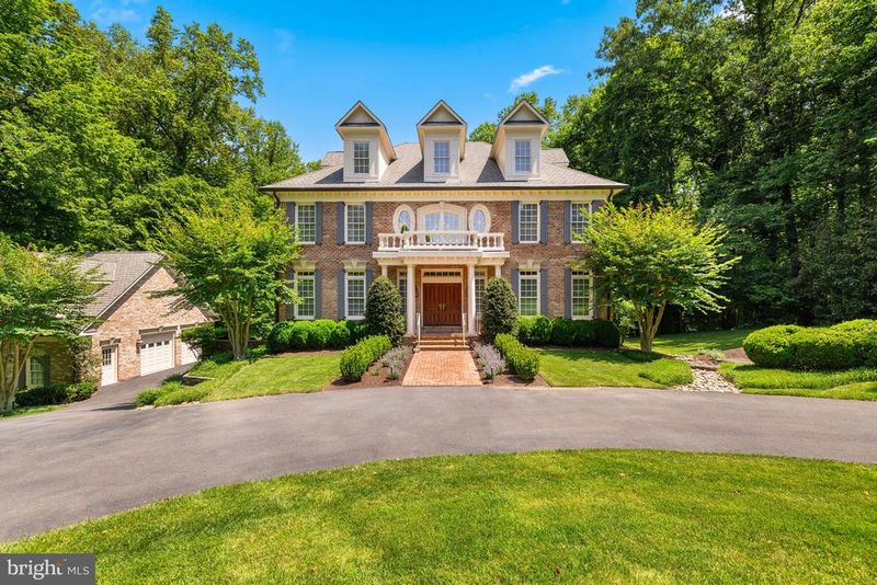 8558 Georgetown PIKE, Mclean, VA 22102