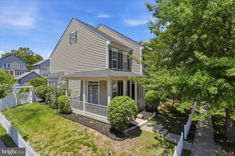 20385 Bowfonds St, Ashburn, VA 20147