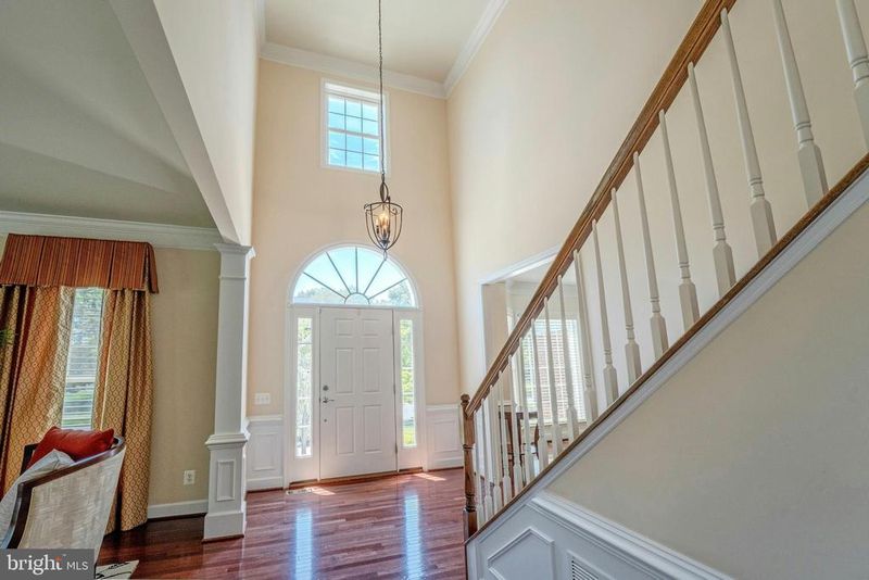 20950 Highland Creek Dr, Leesburg, VA 20175