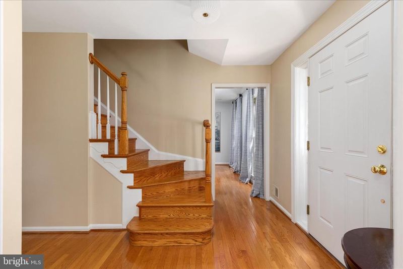 9617 Verdict Dr, Vienna, VA 22181