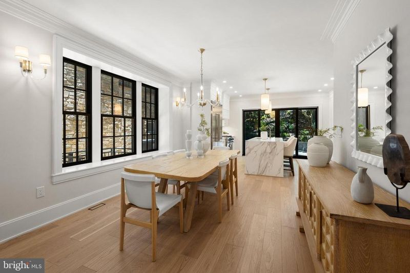3181 Porter St NW, Washington, DC 20008