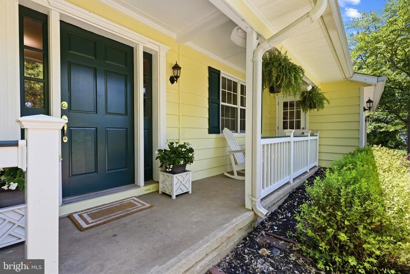 1915 Dulaney Pl, Annapolis, MD 21409