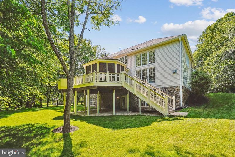 12361 Clareth Dr, Oak Hill, VA 20171