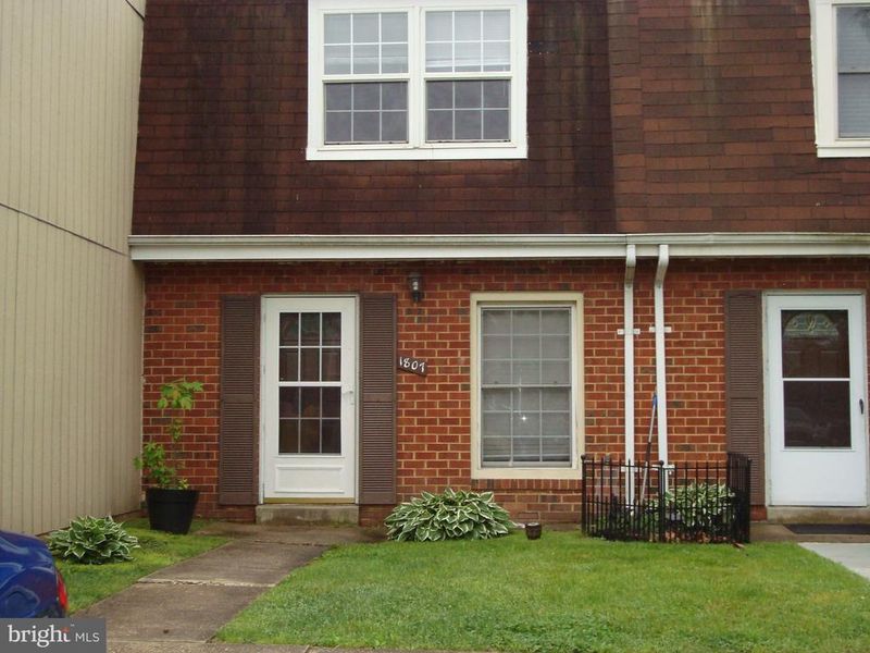 1807 Arwell Ct, Severn, MD 21144