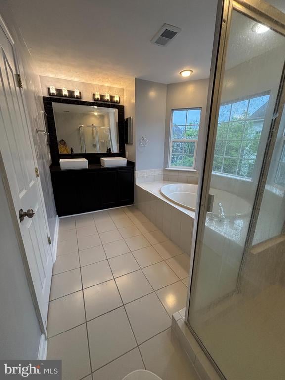 23510 Gardenside Pl, Clarksburg, MD 20871
