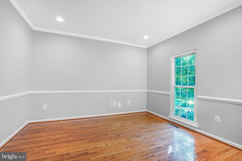 45530 Grand Central Sq, Sterling, VA 20166
