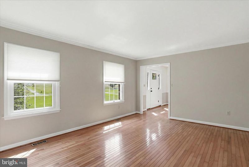 2700 Poffenberger Rd, Middletown, MD 21769
